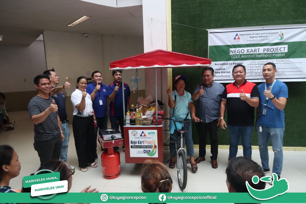 20 Mariveleños benipisaryo ng mga DOLE nego-kart