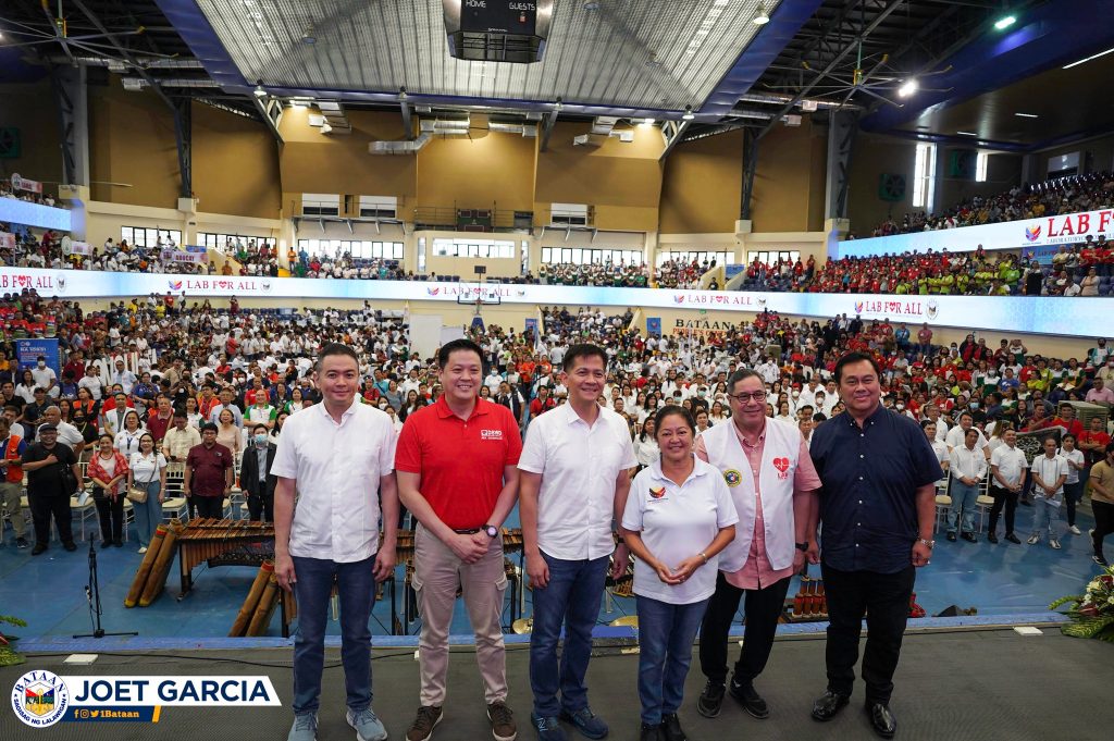 FL Liza Marcos launches LAB For All in Bataan
