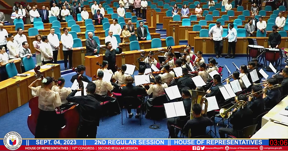Jose de Piro Kabataan Orkestra tumugtog sa kongreso