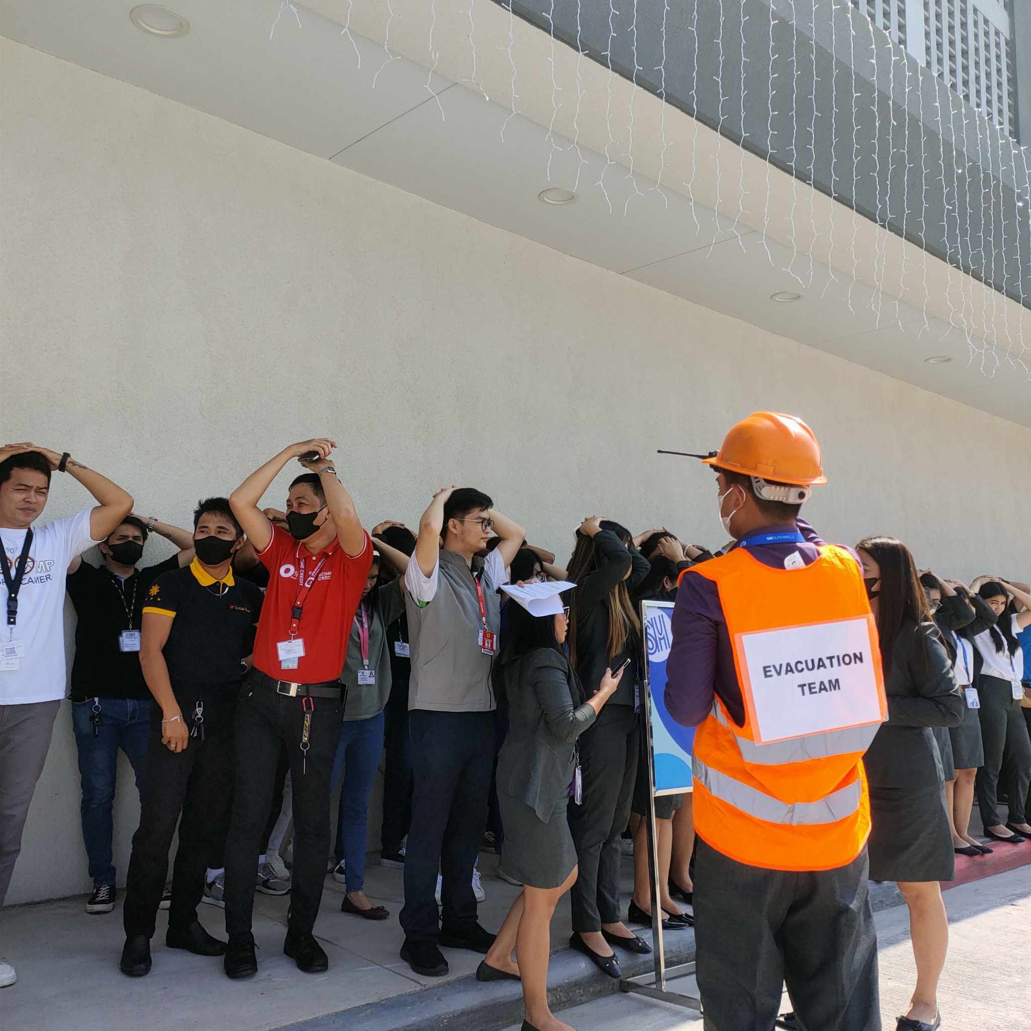 SM City Bataan participates in nationwide simultaneous earthquake drill