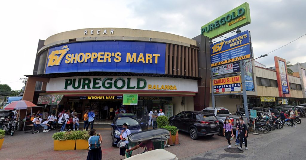 Apat na business establishments, isinailalim sa Oplan Kandado ng BIR