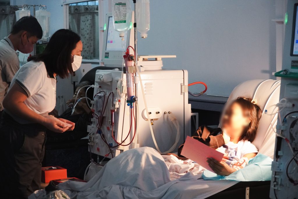 GNPD volunteers spark love