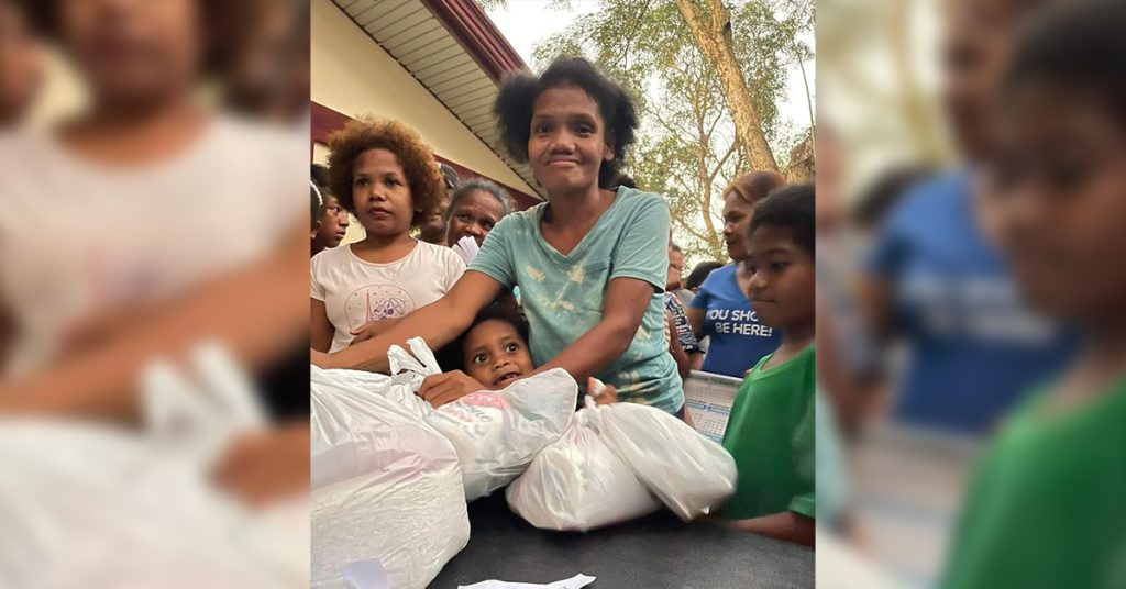Magbukun tribe gets food packs
