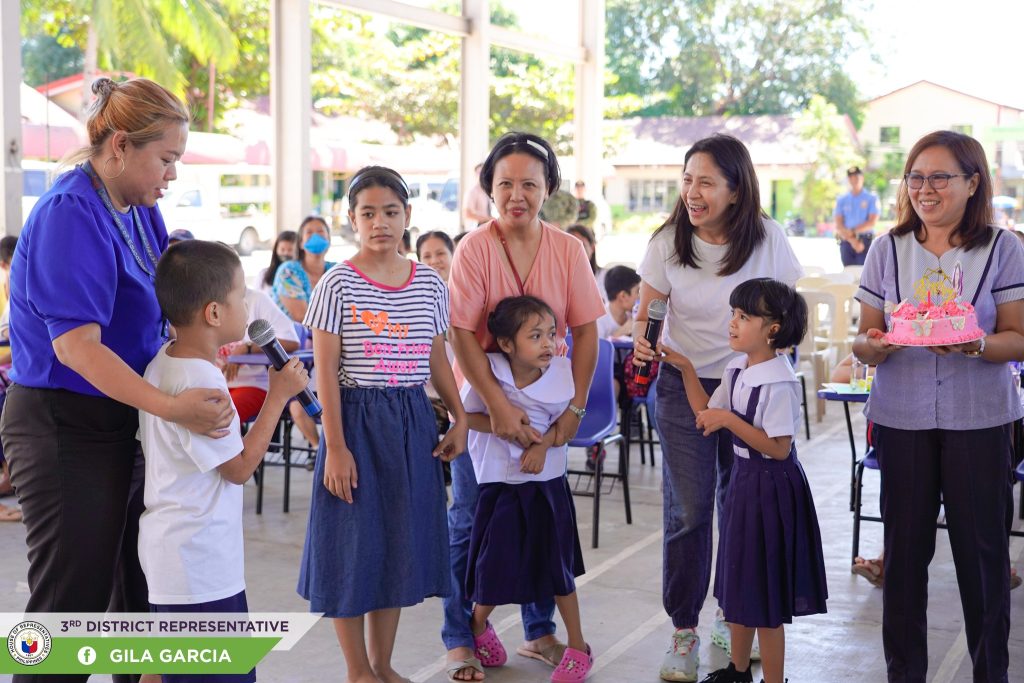 Rep. Gila's birthday celebration, a heartwarming festivity