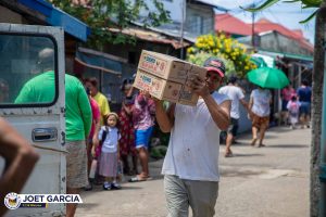 Affected families receive food packs