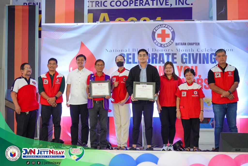 Blood donors, binigyan ng pagkilala