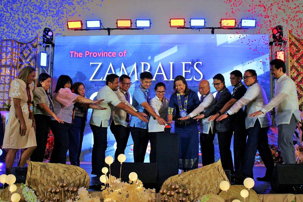 Government launches 'Super Apps' to boost services at Subic Freeport