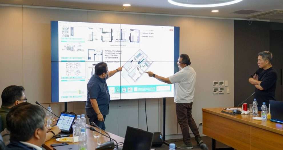 Cong. Abet explores opportunities with Moorfield Capital