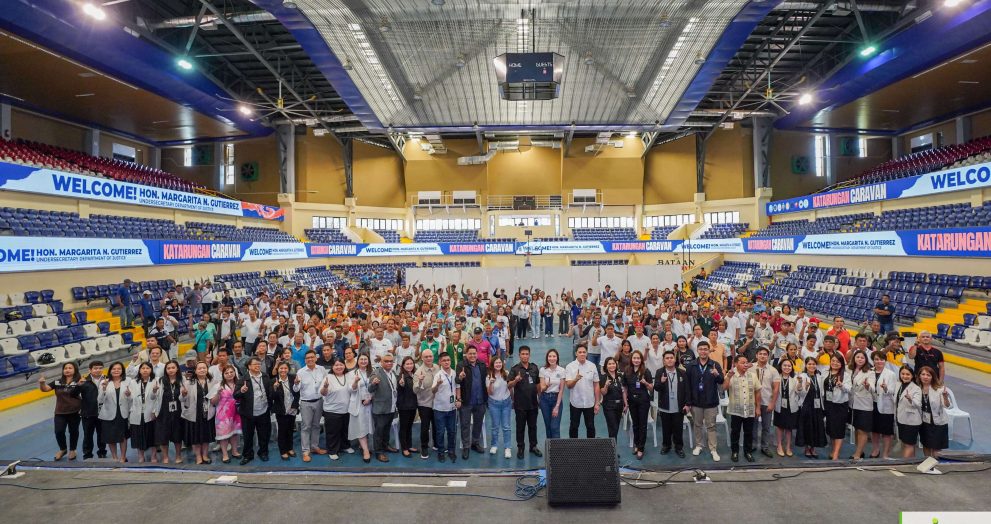 Bataenos receive legal services during Katarungan Caravan