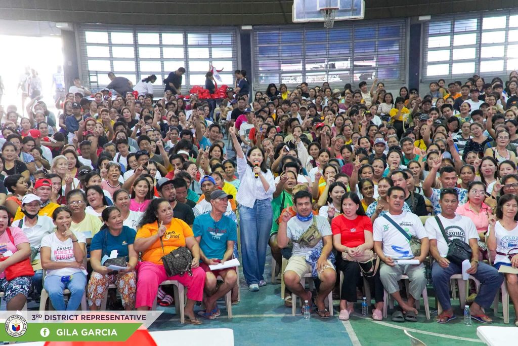 Dinalupihan residents benefit from TUPAD