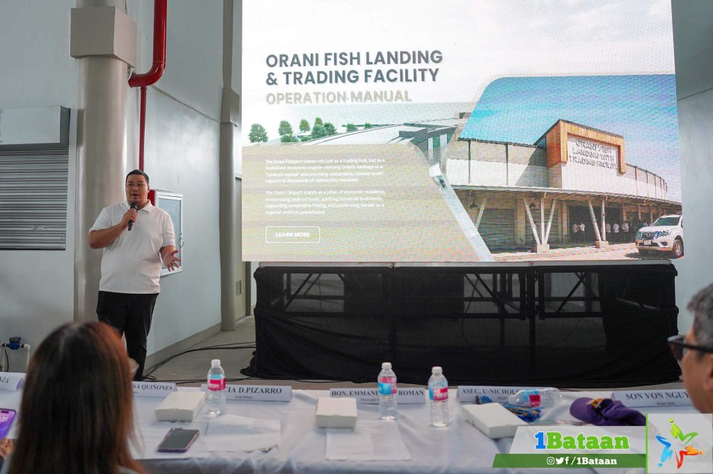 WB, DA representatives visit Orani fish trading facility