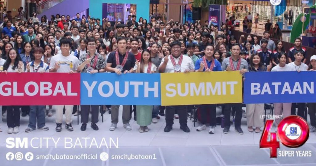 Rep. Roman urges youth to be active in worthy endeavor