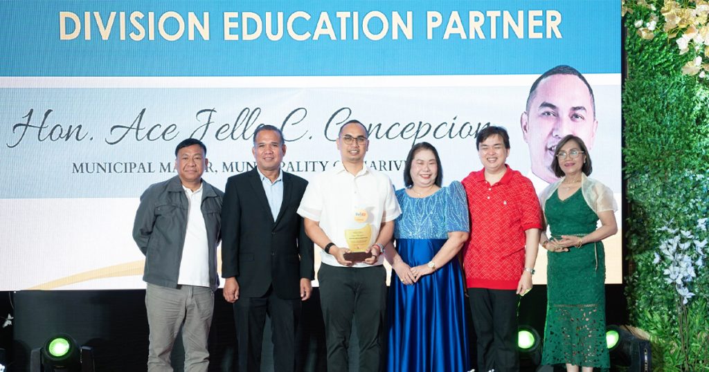 Mariveles, tumanggap ng parangal mula sa DEPED Region lll