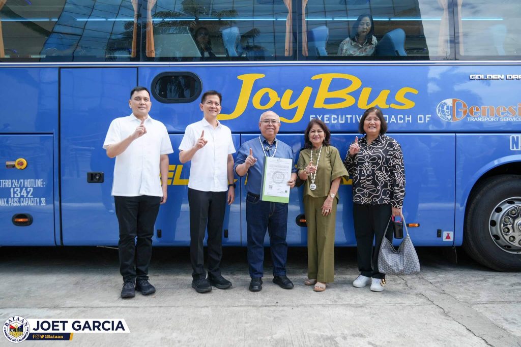 Bus firm joins in first hybrid service