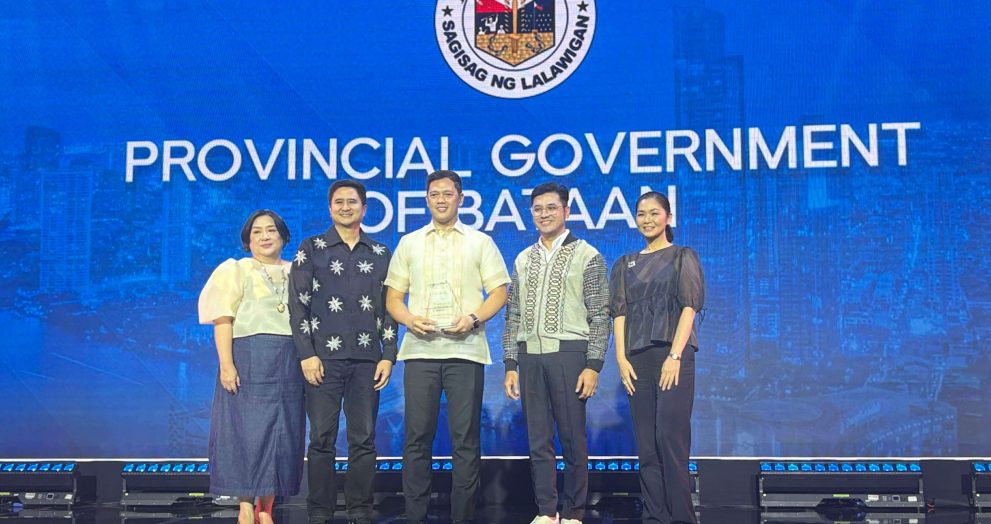 GCash recognizes Bataan for sustainable financial digitalization