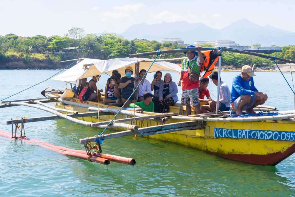BFAR experts meet Mariveles fisherfolk