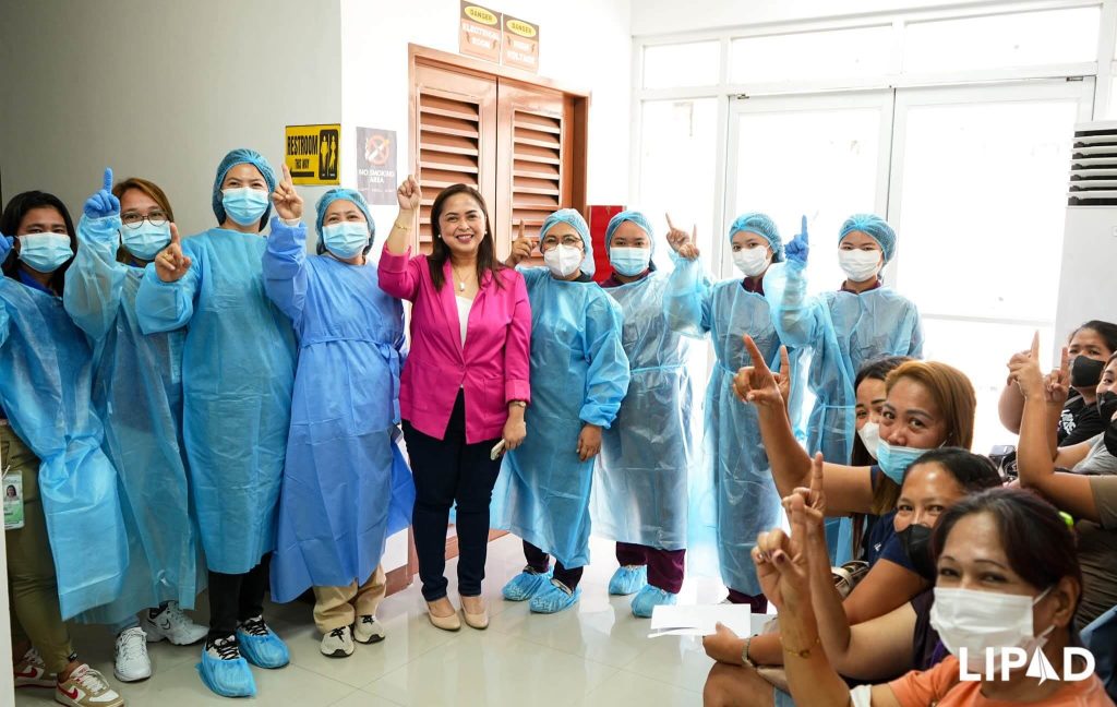 Libreng cervical cancer screening, dinagsa ng kababaihan sa Hermosa