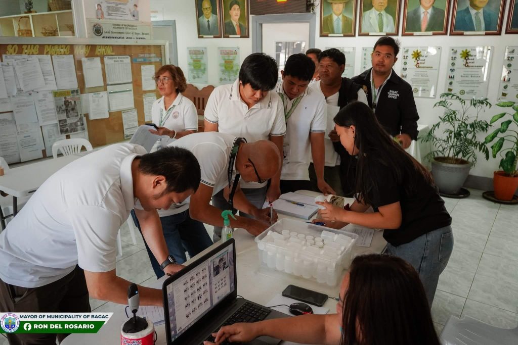 Mga empleyado ng Bagac LGU, sumailalim sa sorpresang drug test