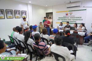 Ikatlong distrito unang nakatanggap ng tulong pinansyal