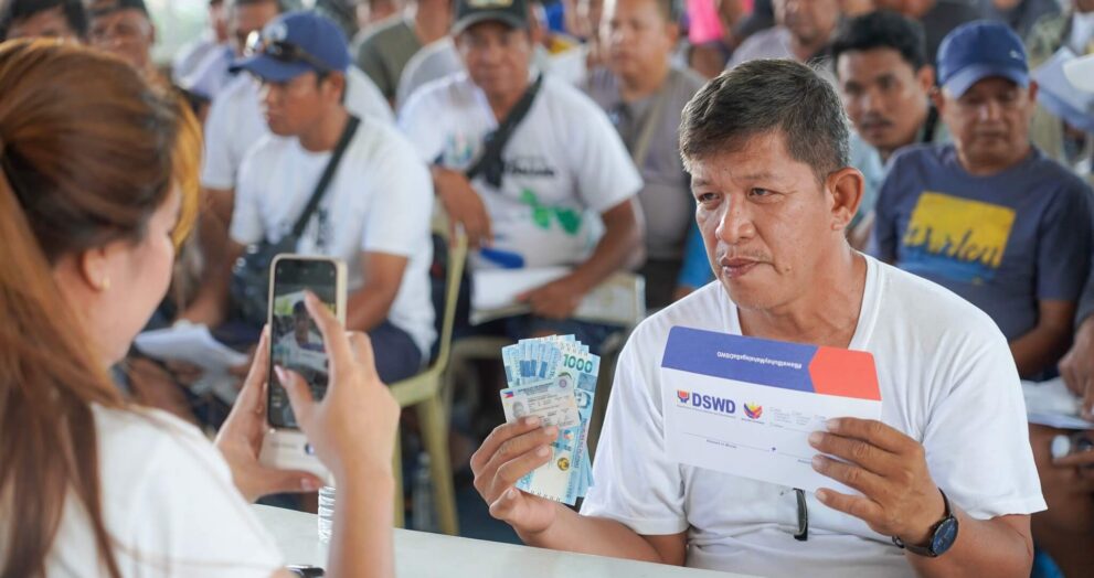 TODA members in Morong receive cash aid