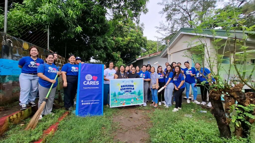 SM City Bataan joins Brigada Eskwela at Cupang Integrated School